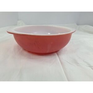 VTG DEEP PINK Pyrex 2-Quart 024 Casserole Baking Dish Milk Glass USA